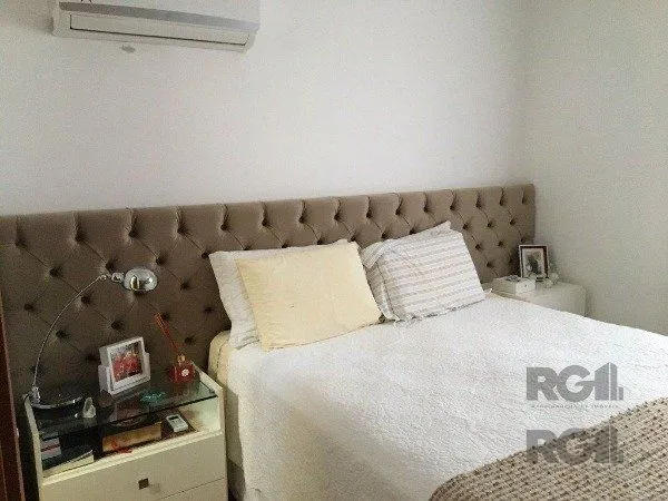 Imagem Casa em Condomínio fechado