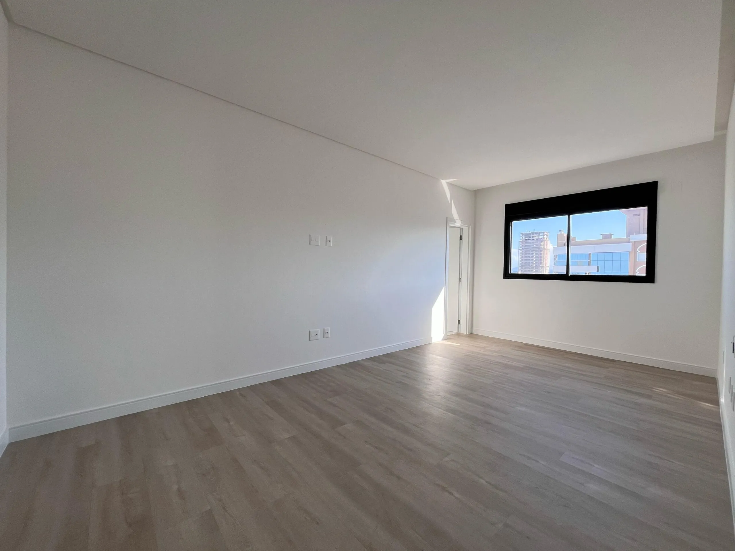 Imagem Apartamento com vista para o mar à venda com 153m2 por R$ 3.725.000,00