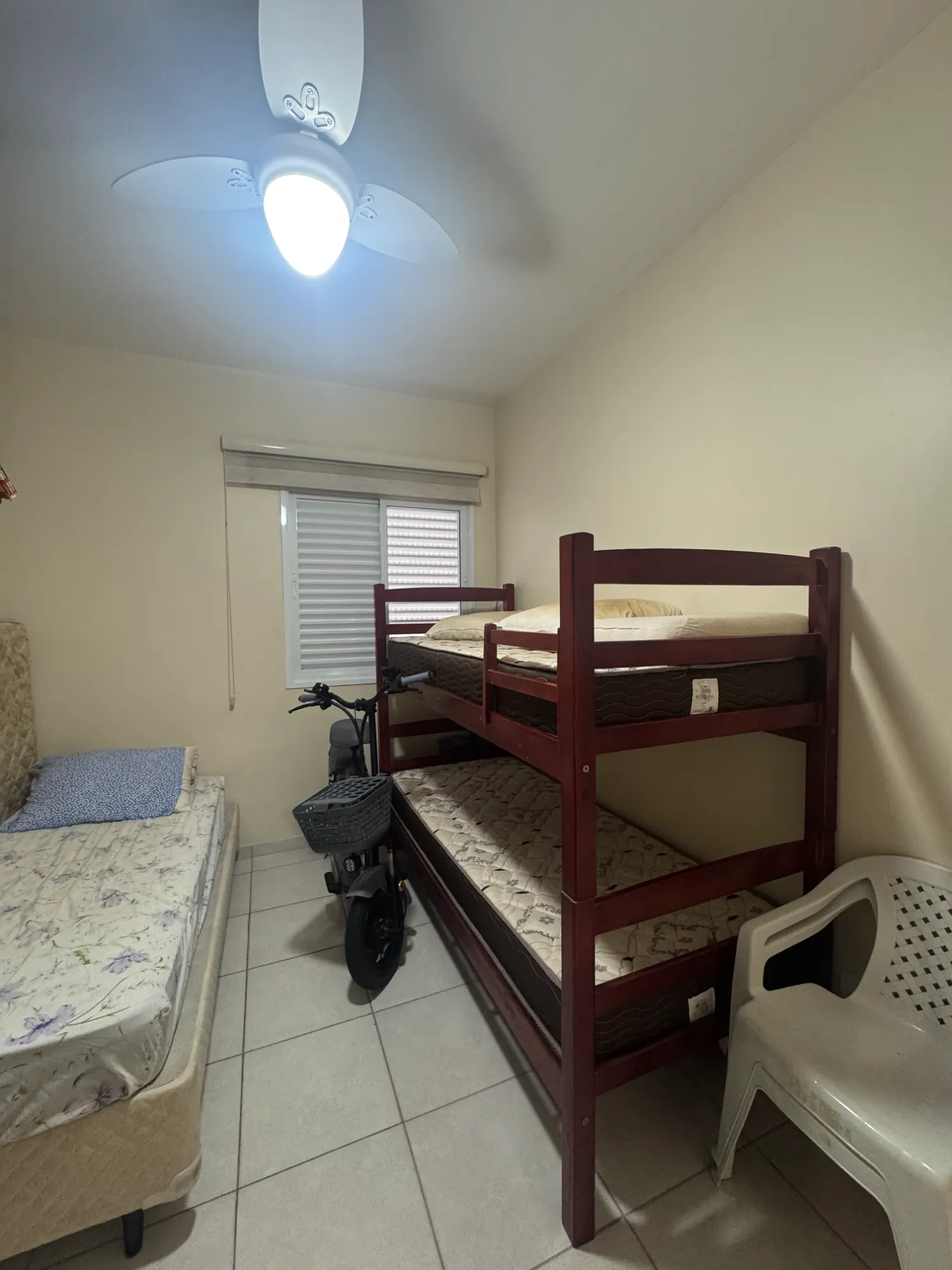 Imagem Apartamento com 2 Quartos à Venda, 74 m² em Indaiá - Caraguatatuba