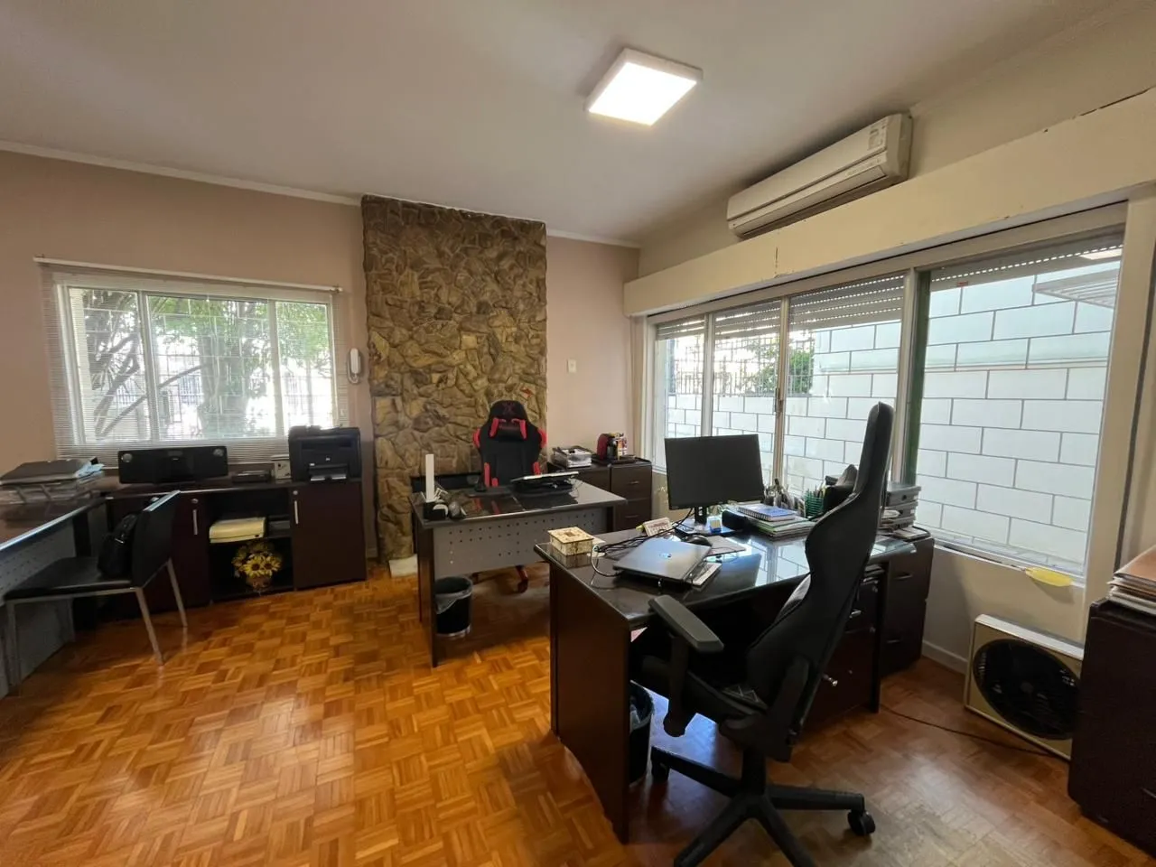 Imagem Linda casa à venda no bairro Azenha!!!