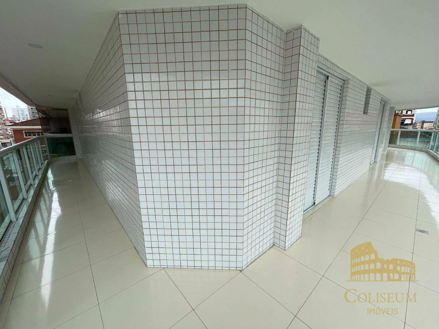 Imagem Apartamento com 3 dormitórios para alugar, 163 m² por R$ 5.000,00/ano - Tupi - Praia Grande/SP