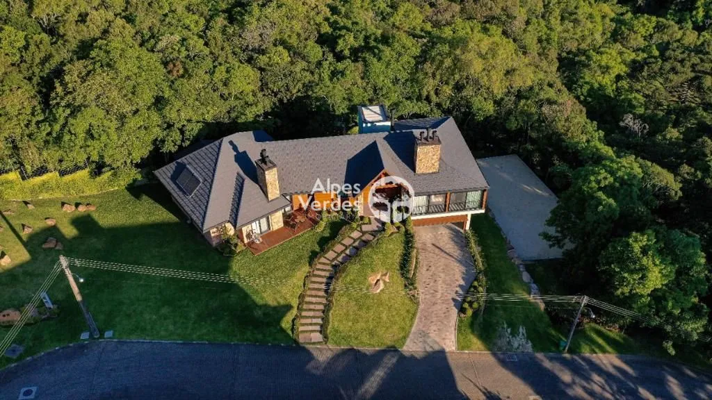 Imagem Vende-se Casa no Condomínio Aspen Mountain, com 03 Suítes