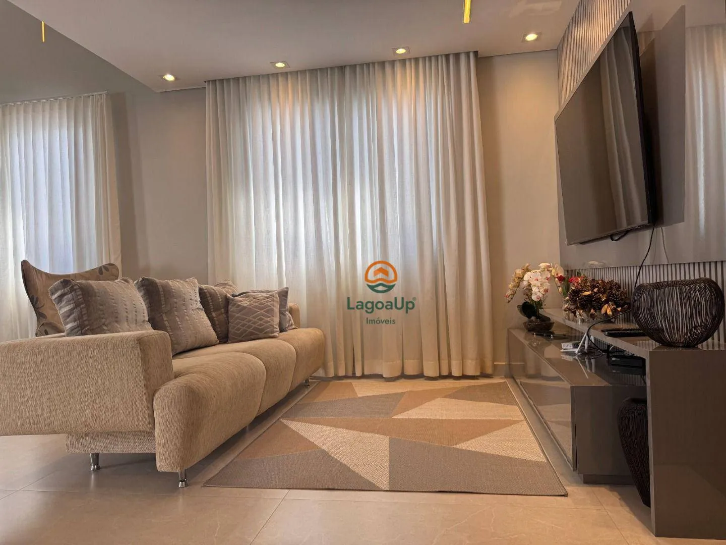 Imagem Casa com 4 dormitórios à venda, 260 m² por R$ 2.400.000,00 - Condomínio Golden Class - Lagoa Santa/MG