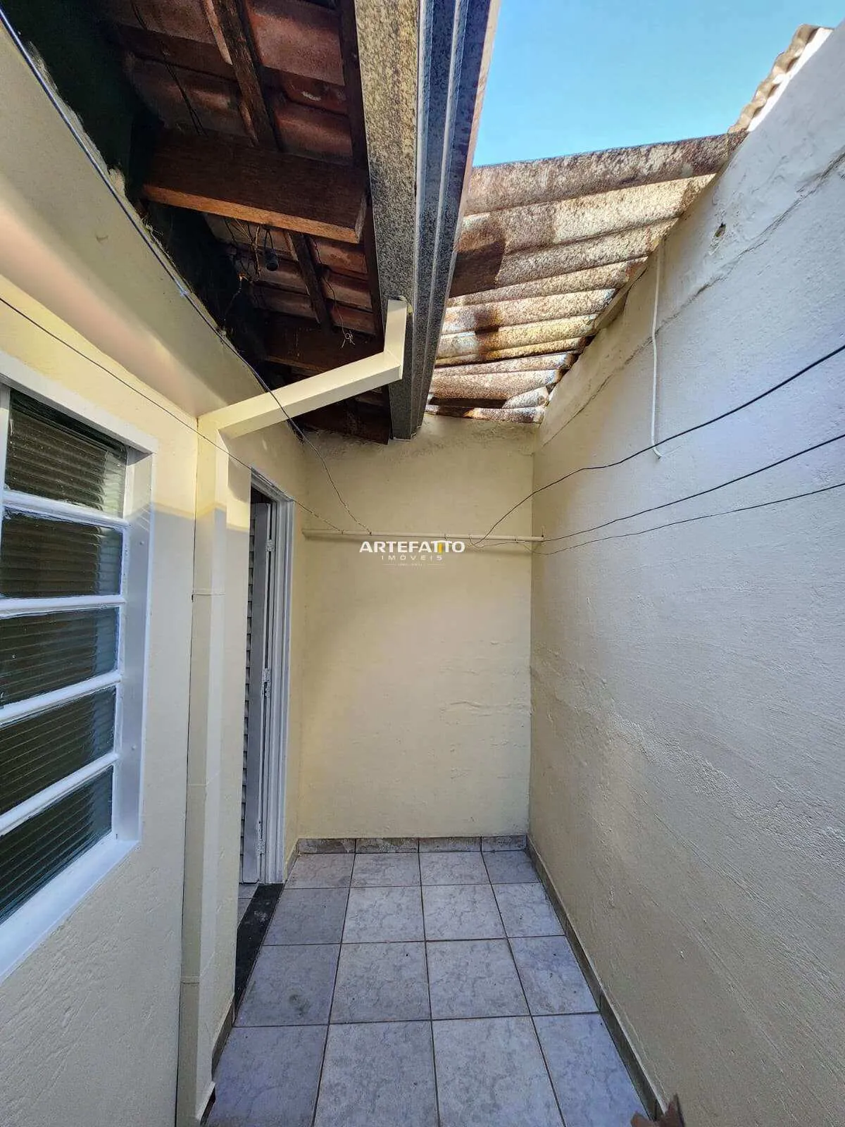 Imagem Casa à venda em Franca, Parque dos Pinhais, com 2 quartos, 55m2