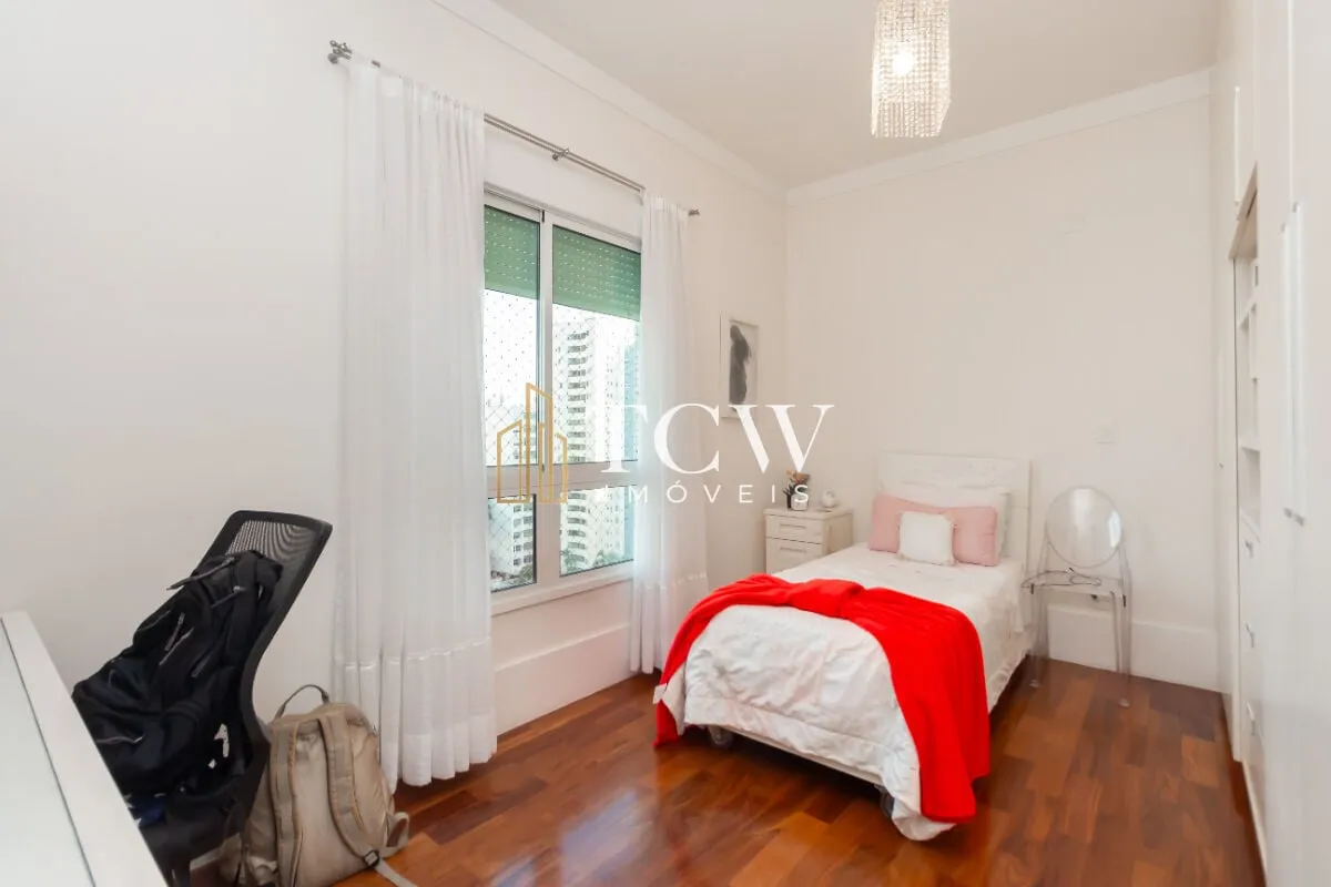 Imagem Apartamento 3 Suítes em Aclimação SP