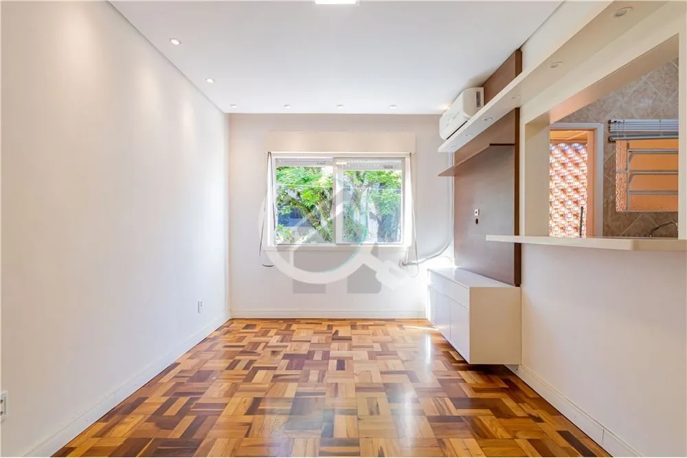Imagem Encante-se com este Apartamento Ensolarado de 1 Dormitório no Menino Deus. Seja bem-vindo a este en...