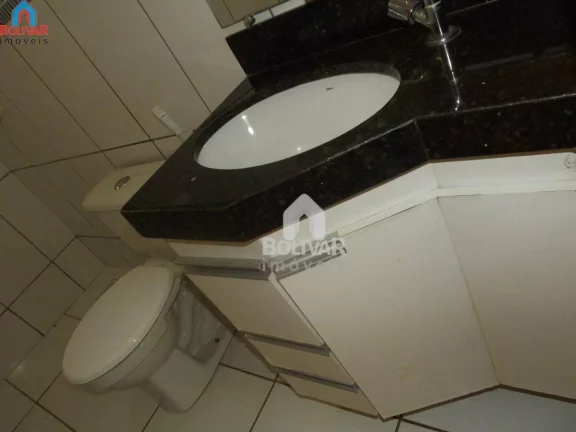 Imagem Casa com 2 dormitórios à venda, 99 m² por R$ 300.000,00 - Setor Nossa Senhora da Saúde - Itumbiara/GO