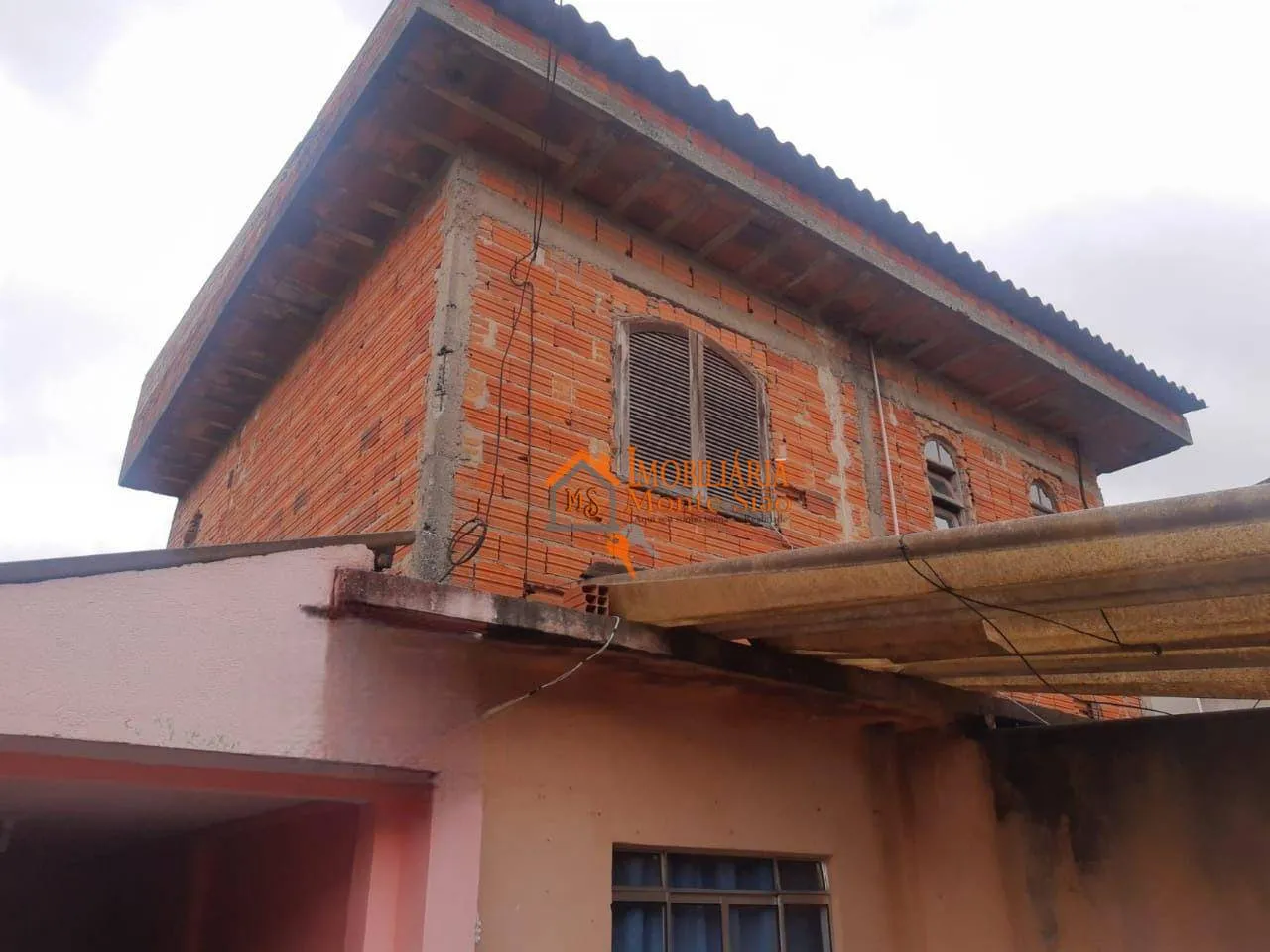 Imagem Sobrado com 8 dormitórios à venda, 250 m² por R$ 426.000,00 - Jardim Normandia - Guarulhos/SP