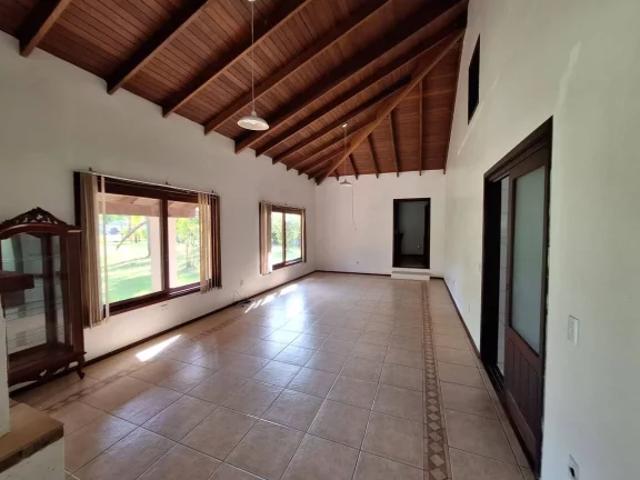 Imagem EXCELENTE OPORTUNIDADE, Casa com 256m², cond fechado, Águas Claras, Viamão