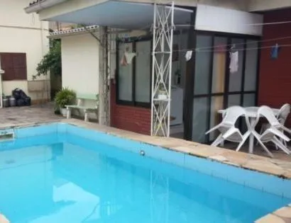 Imagem Casa para Venda - 330m², 5 dormitórios, sendo 1 suites, 7 vagas - Menino Deus