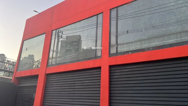 Imagem Avenida dos Bandeirantes Loja com 260m2 na Vila Olímpia