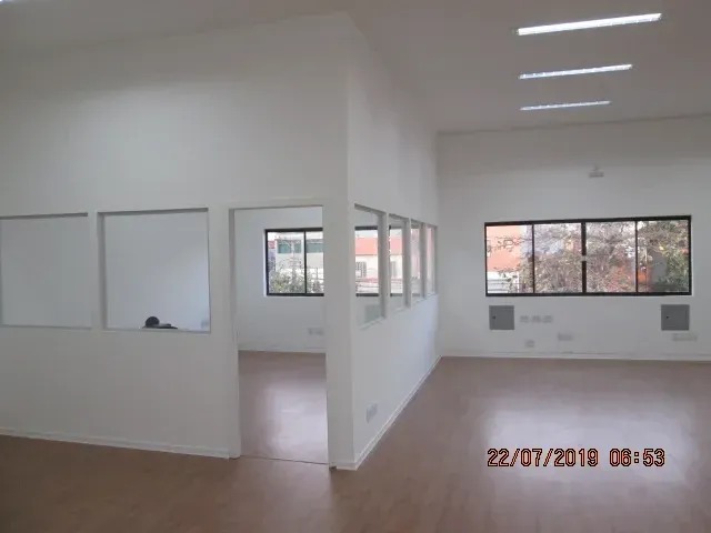 Imagem Galpão para Alugar, 446 m² em Vila Anastácio - São Paulo