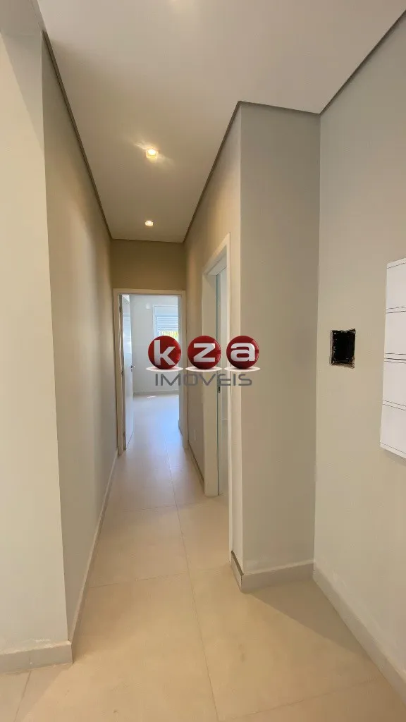 Imagem Casa de luxo em condomínio: 3 quartos, 3 suítes, 2 salas, 4 banheiros, 2 vagas, 157,49m² em Valinhos-SP.