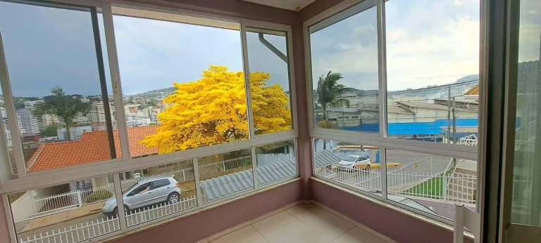 Imagem Casa para Venda em Concórdia, Centro, 3 dormitórios, 2 banheiros