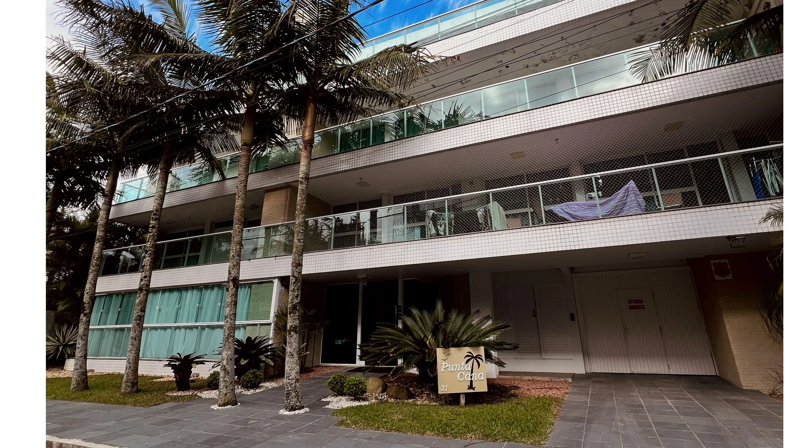 Imagem Apartamento à venda em Torres, Predial, com 3 quartos, 106,9m2