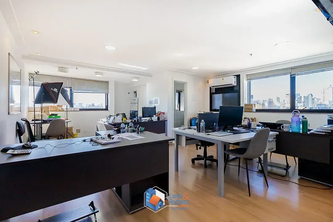 Imagem Conjunto comercial para venda em Santa Cecília, 123m²
