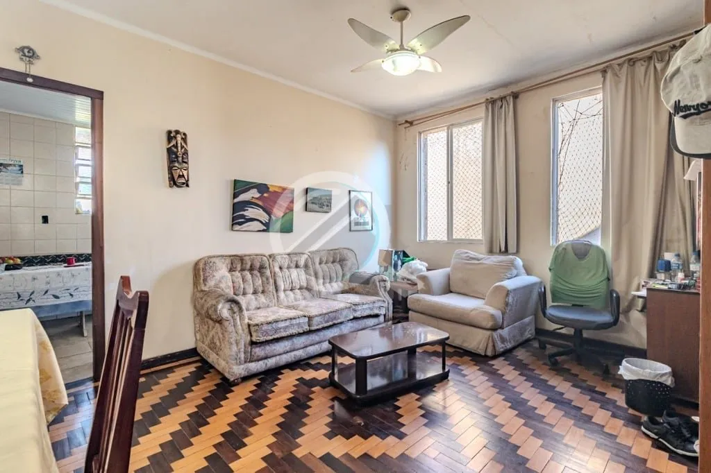 Imagem Apartamento à venda localizado na Avenida Farrapos, no bairro Floresta em Porto Alegre. Este imóve...