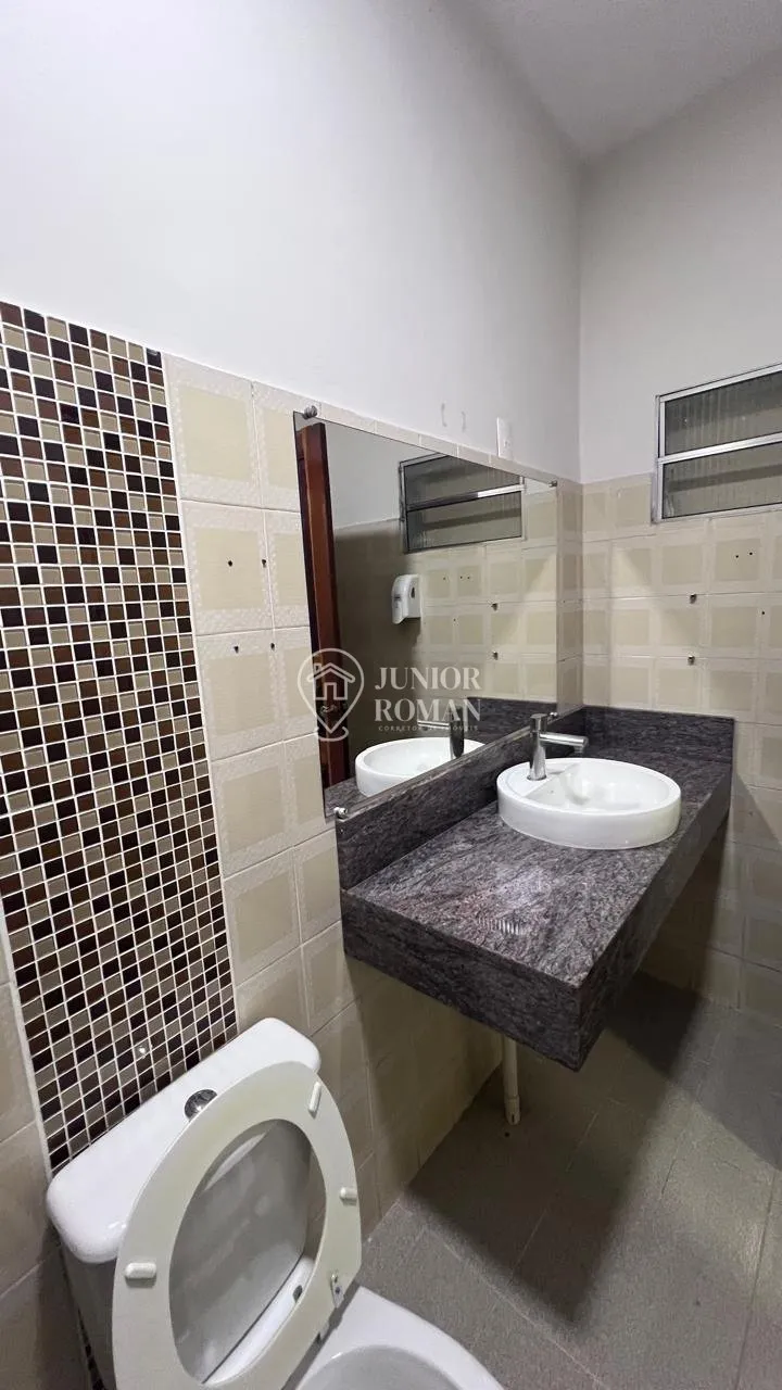 Imagem IMÓVEL COMERCIAL COM SALÃO, 6 SALAS E 3 BANHEIROS - RENATO GONÇALVES - BARREIRAS/BA