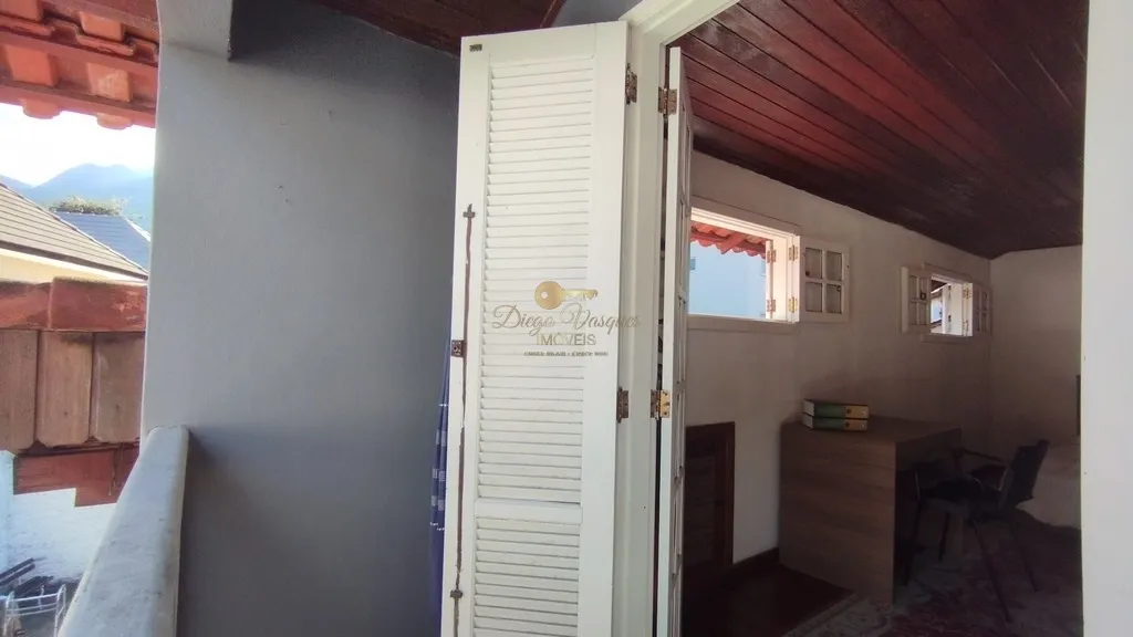 Imagem Casa para Venda em Teresópolis / RJ no bairro Alto