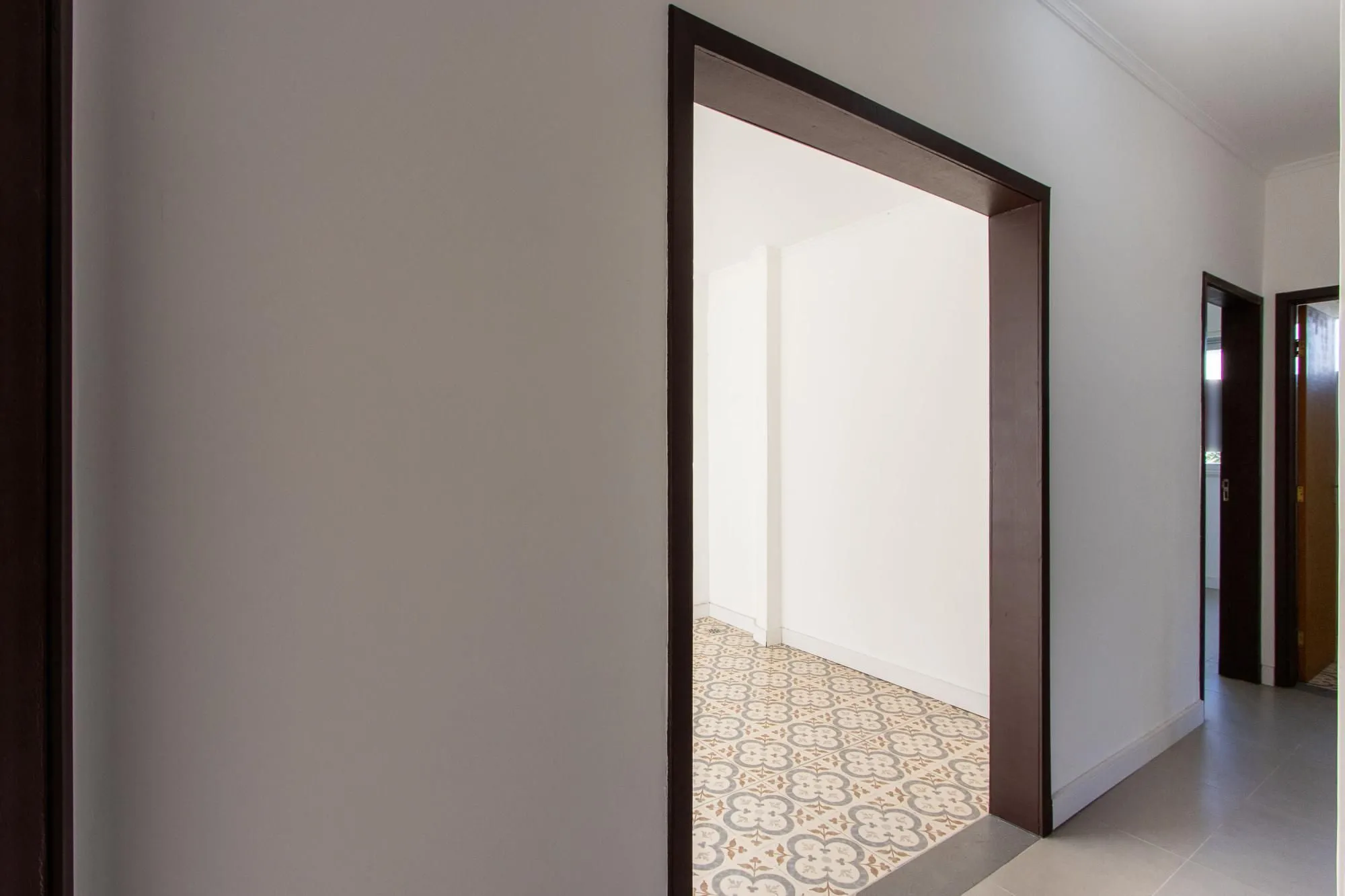 Imagem Apartamento à venda no bairro Moinhos de Vento, em Porto Alegre - RS. Com área privativa de 100.73m².