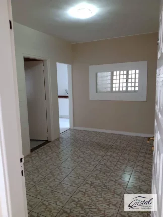 Imagem Casa para renda, comercial e residencial com salão.