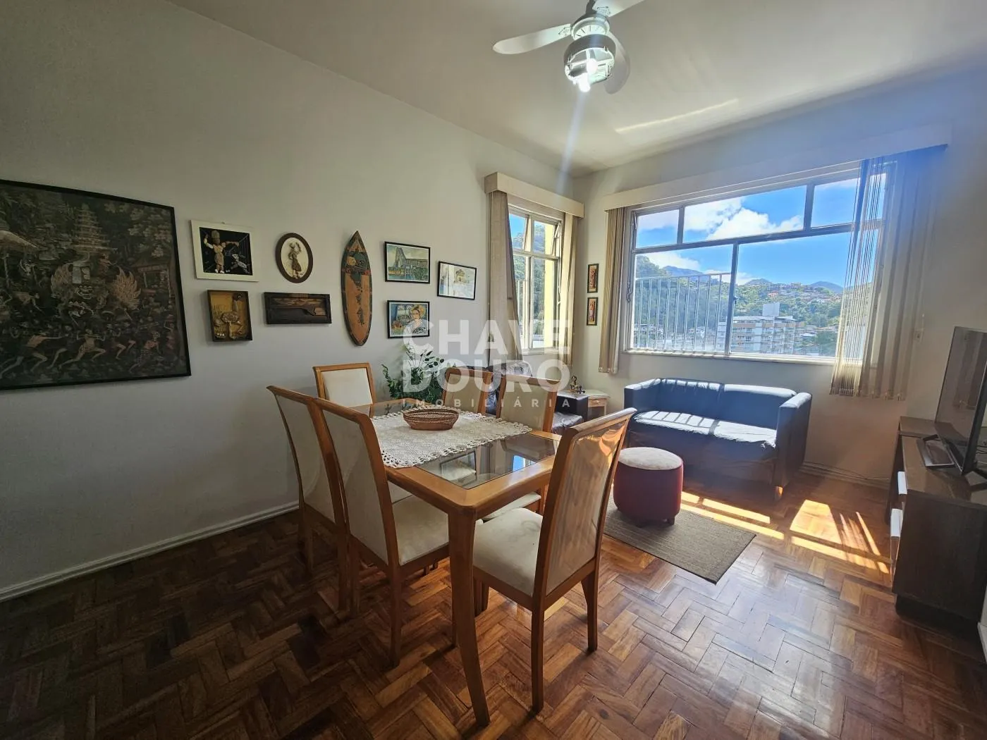 Foto do imóvel Apartamento 2 Quartos e 1 Quarto de Serviço à venda no Alto em Avenida Alberto Torres