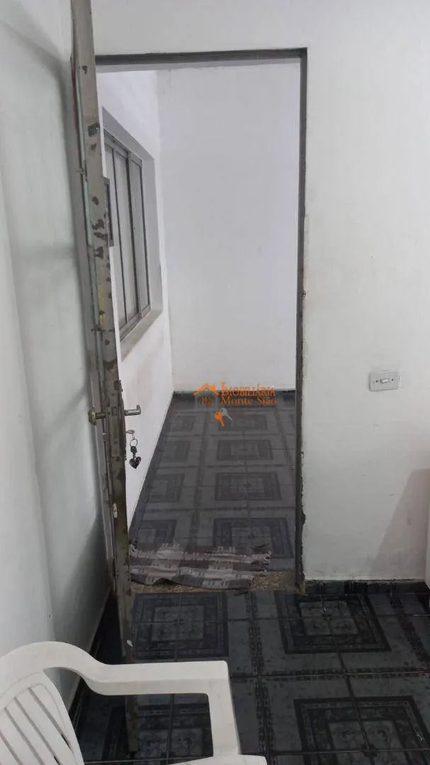 Imagem Sobrado com 3 dormitórios à venda por R$ 320.000,00 - Parque São Miguel - Guarulhos/SP