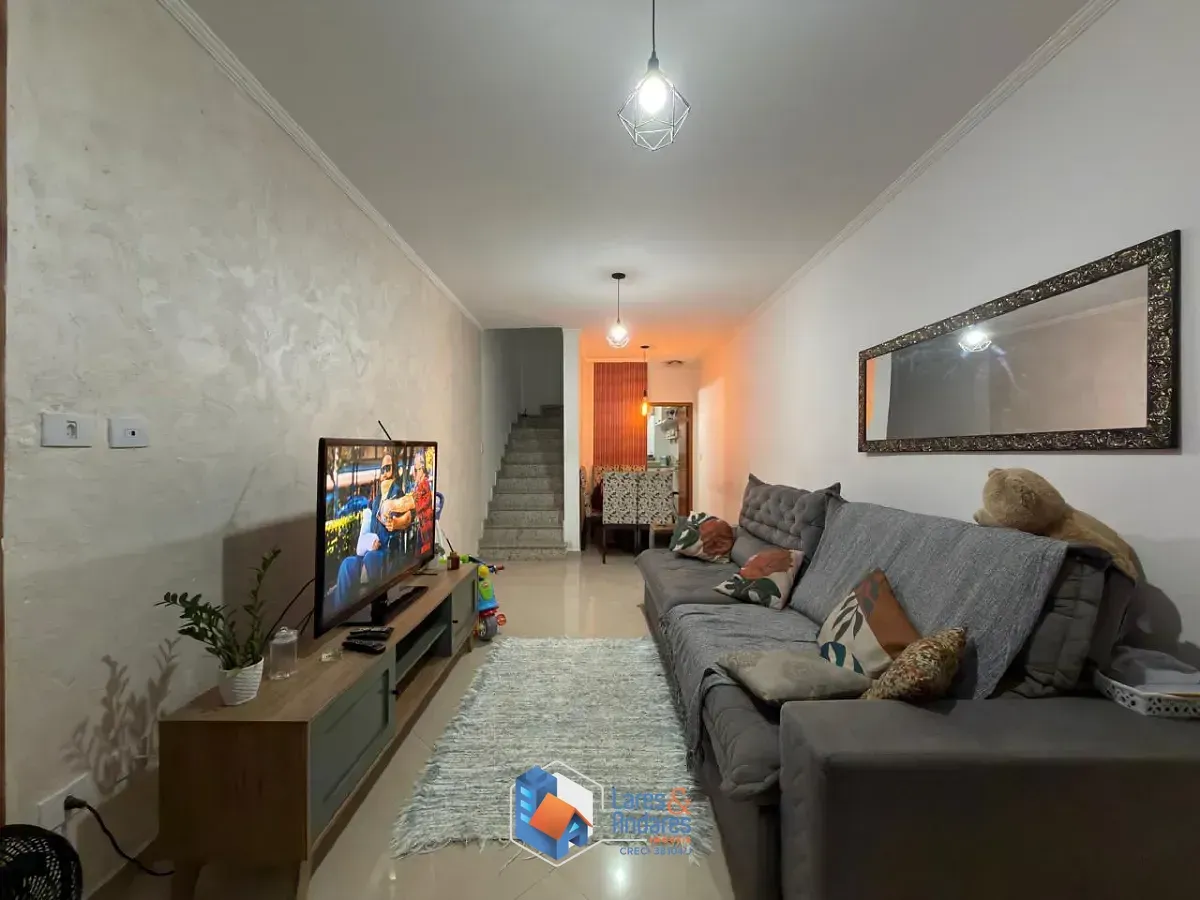 Imagem Sobrado para venda em Vila Nivi com 3 quartos, sendo 1 suíte, 84m²
