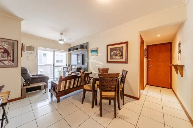 Imagem Apresentamos um lindo apartamento com 3 quartos, sendo 1 suíte