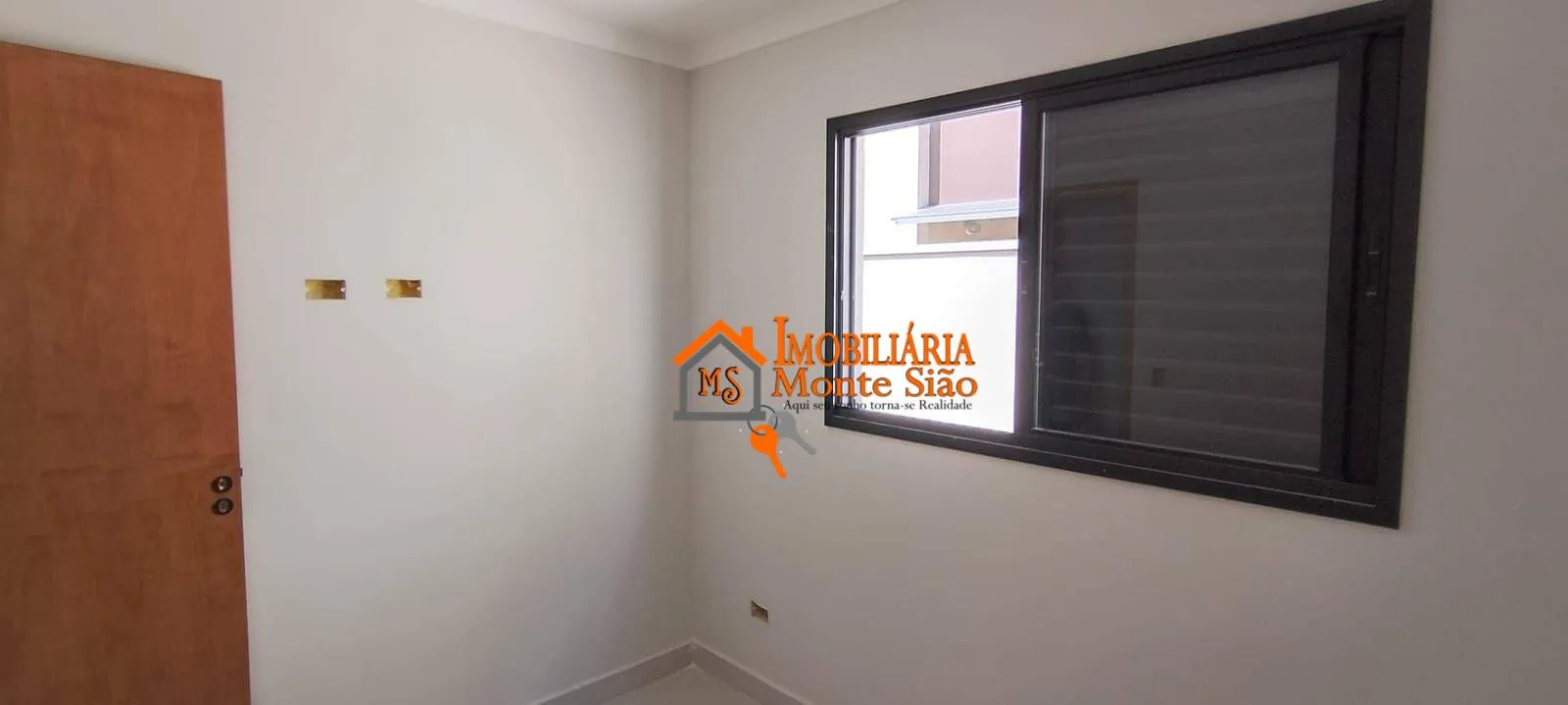 Imagem Sobrado com 3 dormitórios à venda, 100 m² por R$ 700.000,00 - Parque Flamengo - Guarulhos/SP