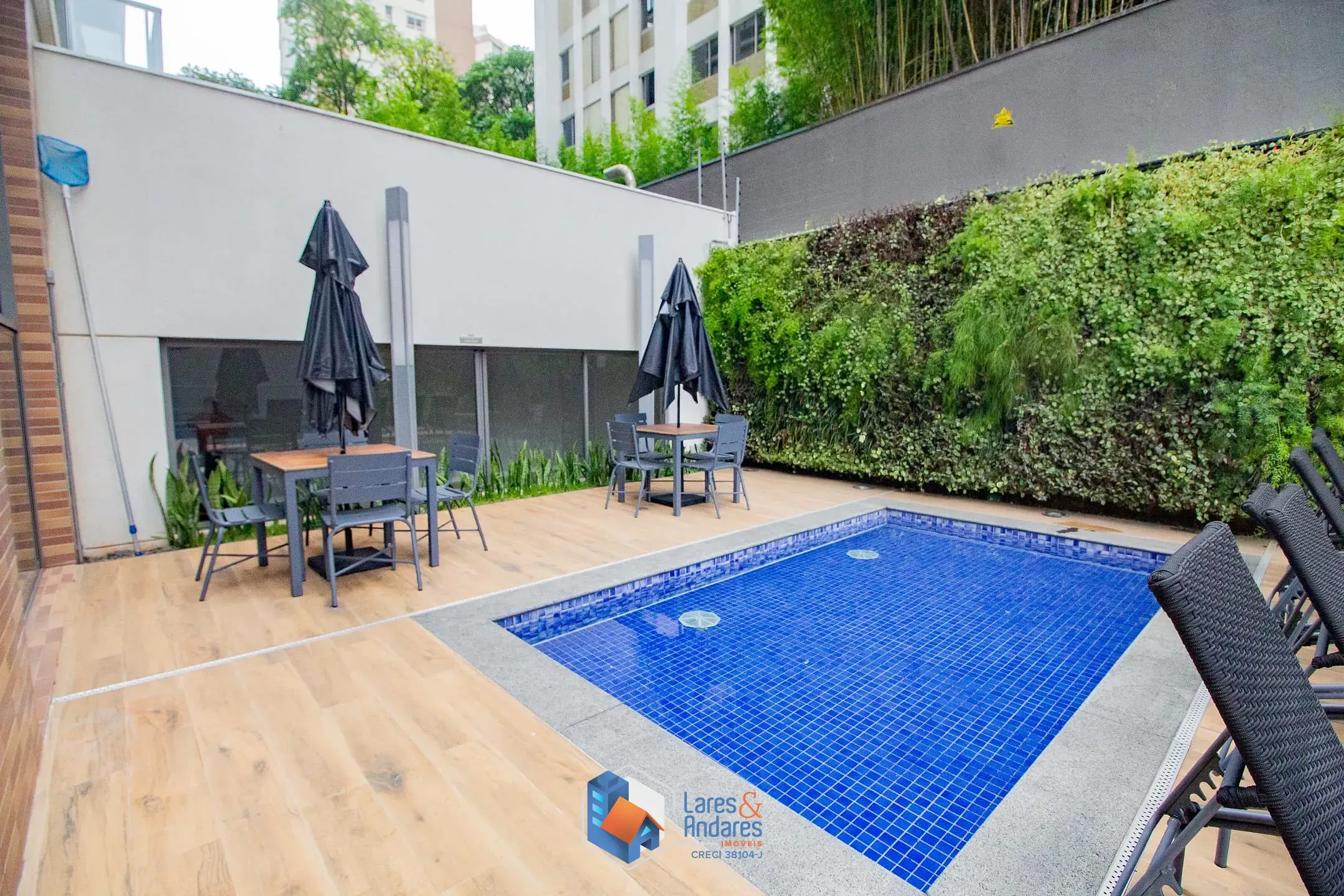 Imagem APARTAMENTO À VENDA, 106 M² COM 2 SUÍTES, PLANEJADO NA COZINHA E DORMITÓRIOS, 19º ANDAR, 2 VGS E DEPÓSITO. 400 M. DA ESTAÇÃO ANA ROSA DO METRÔ - VILA MARIANA