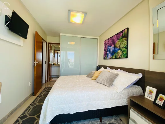 Imagem Apartamento a venda na praia do morro frente para o mar, 3 quartos sendo uma suite, todos eles em porcelanato. com 02 vagas de garagem.