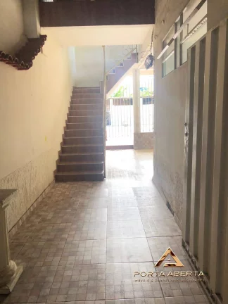 Imagem Casa de 3 Quartos, sendo 1 suite - Quitandinha - COD 13755