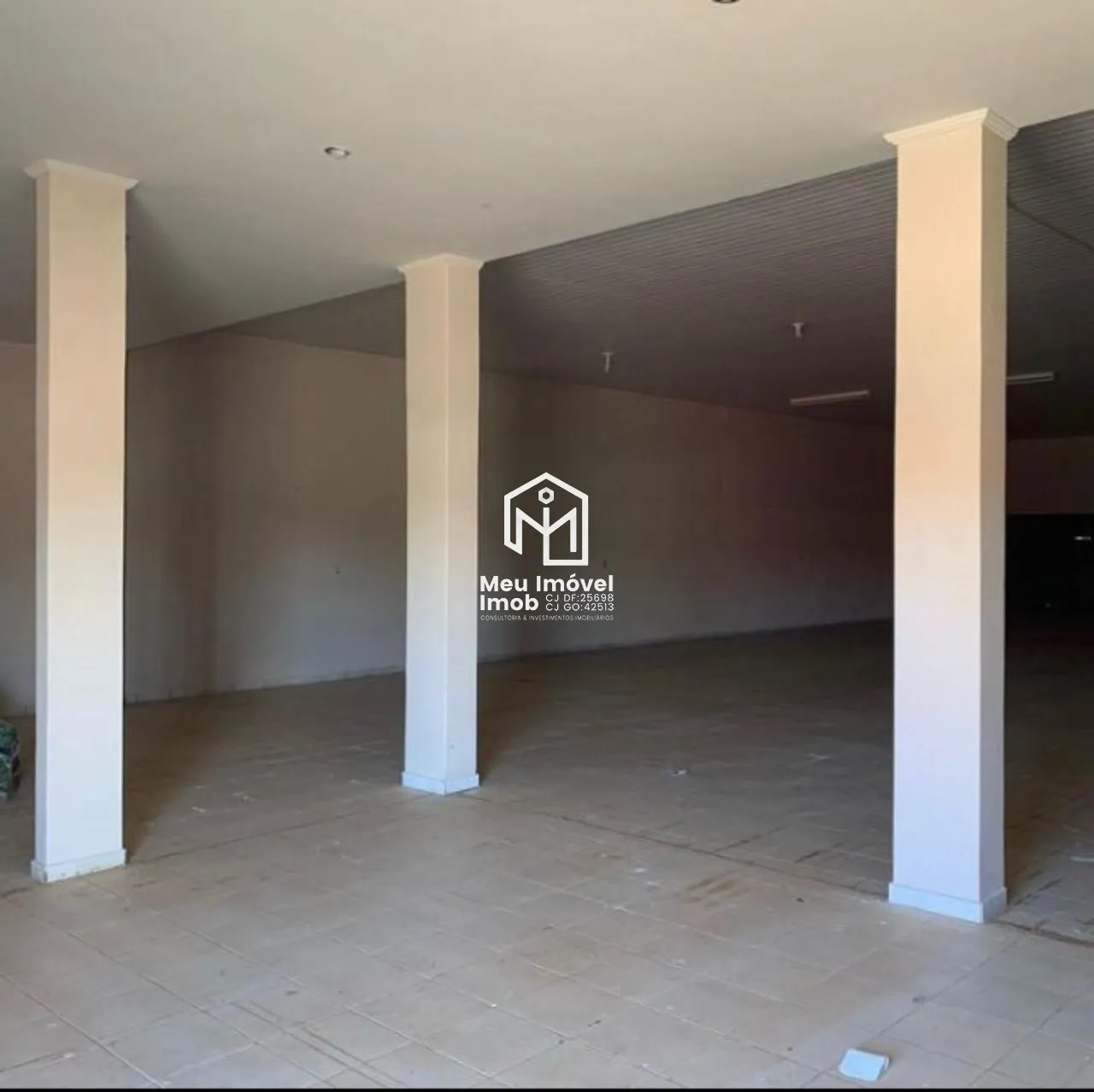 Imagem Galpão Comercial Setor Fumal Luziânia 2 Escritórios 489m²