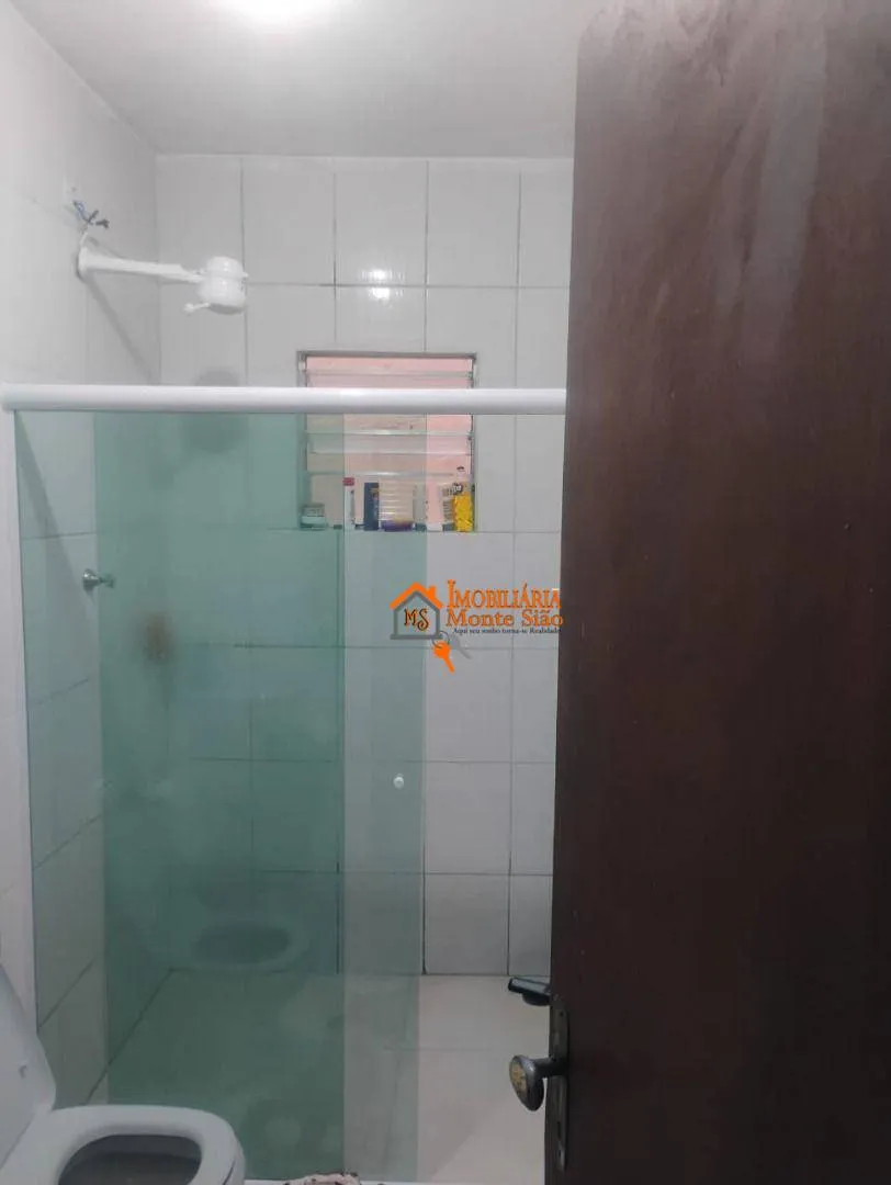 Imagem Sobrado à venda, 98 m² por R$ 243.999,00 - Água Chata - Guarulhos/SP
