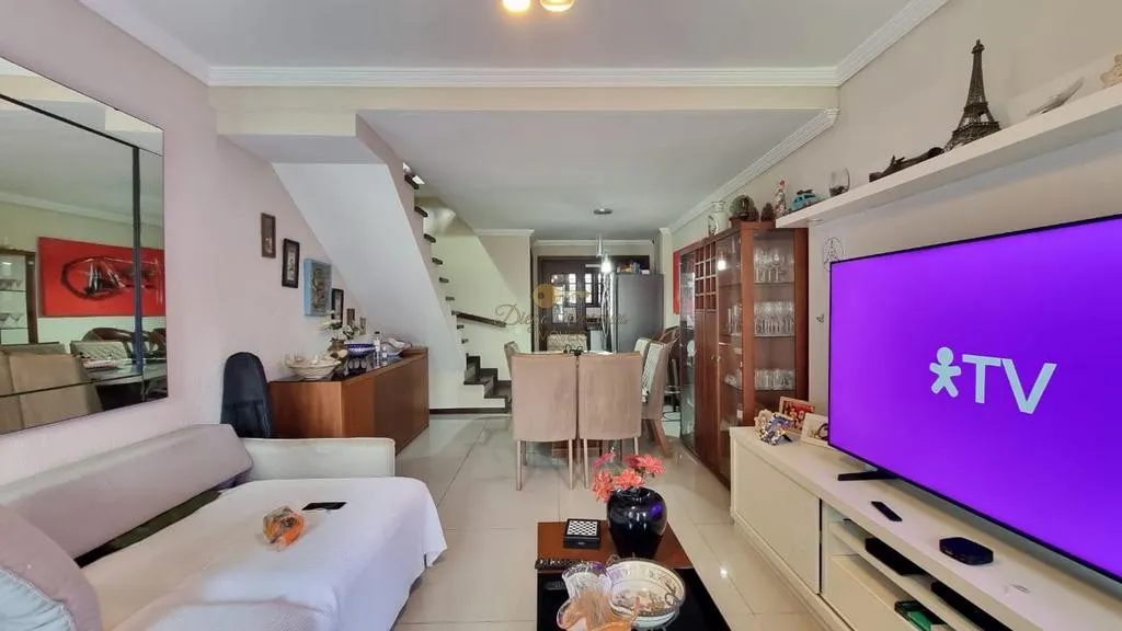 Imagem Casa em Condomínio para Venda em Teresópolis / RJ no bairro Quebra Frascos