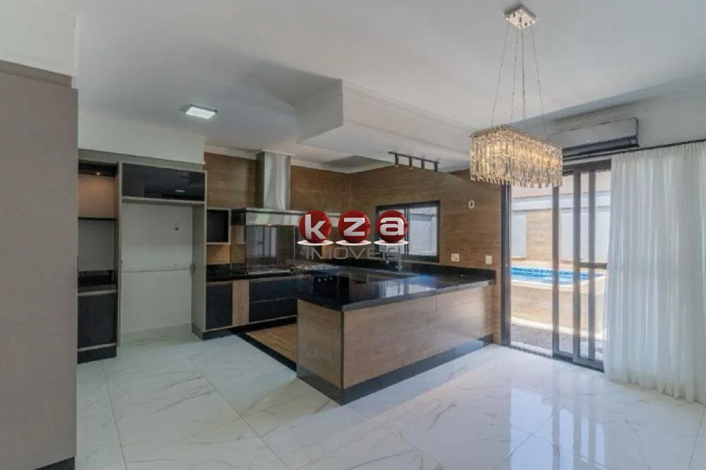 Imagem Casa de luxo à venda em condomínio exclusivo em Paulínia-SP: 4 quartos, 2 suítes, 2 salas, 5 banheiros, 4 vagas - 325m² de área.