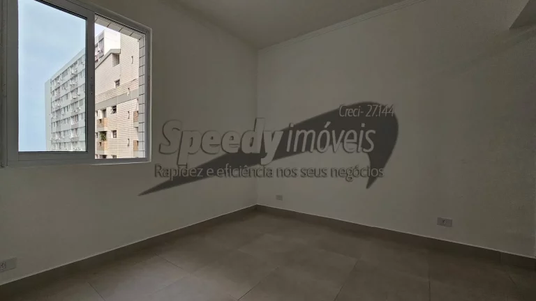 Imagem Apartamento na orla da praia em Santos, para venda