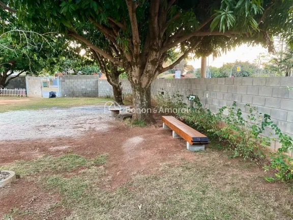 Imagem Esta chácara é o refúgio ideal para quem busca tranquilidade sem abrir mão do conforto. Com 224 ...
