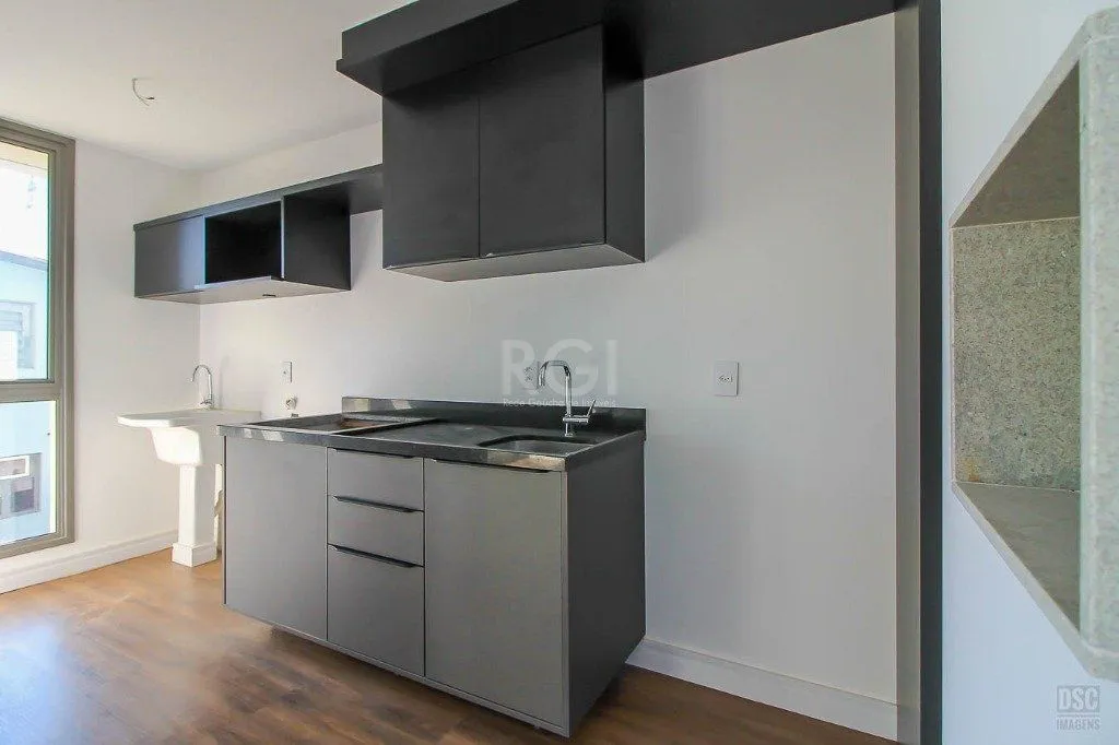 Imagem Semi mobiliado 2 quartos (1 suíte) e 1 vaga. Infra completa e ótima localização