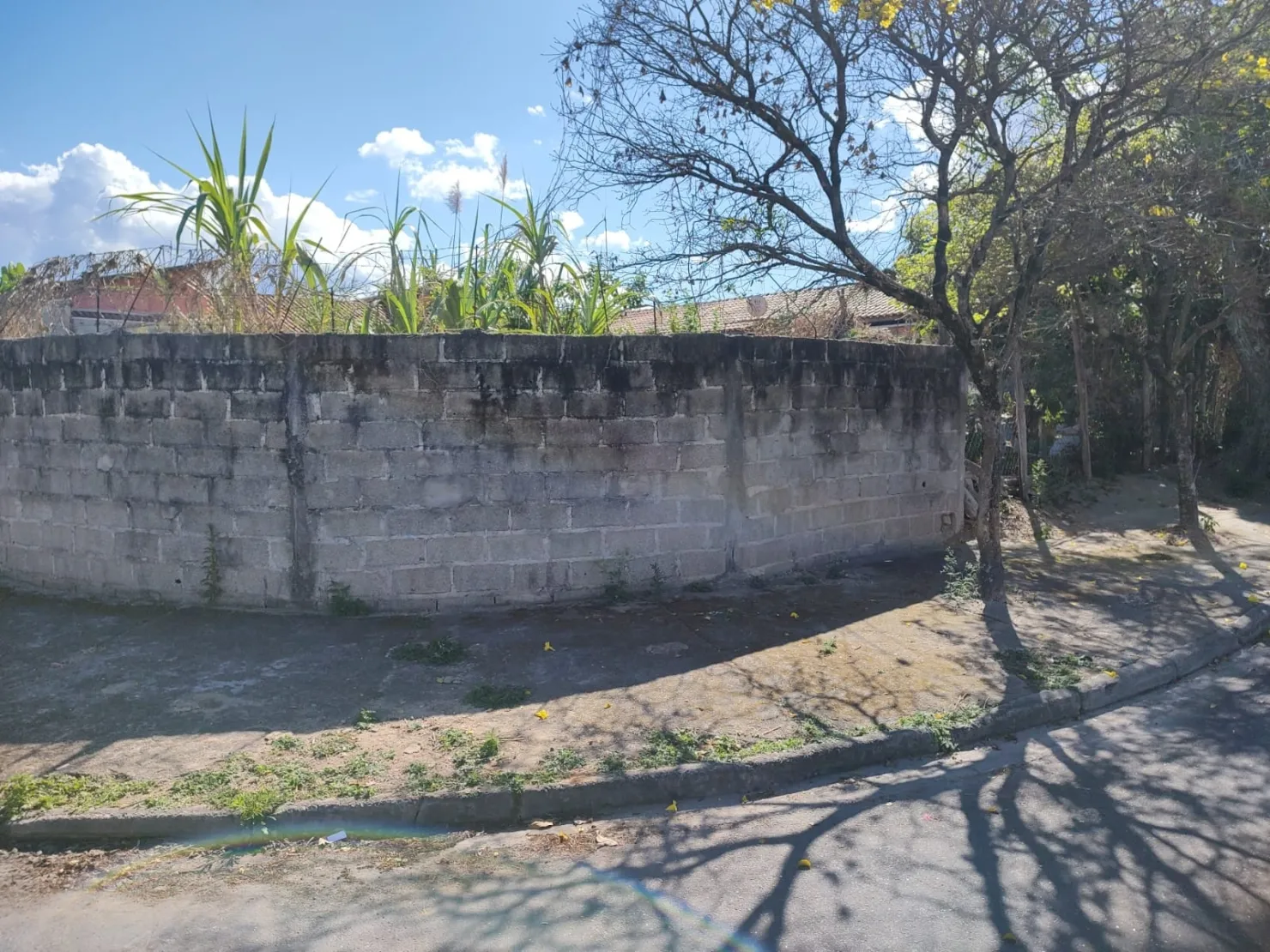 Imagem Terreno à venda 300M², Vila Bela, Taubaté - SP