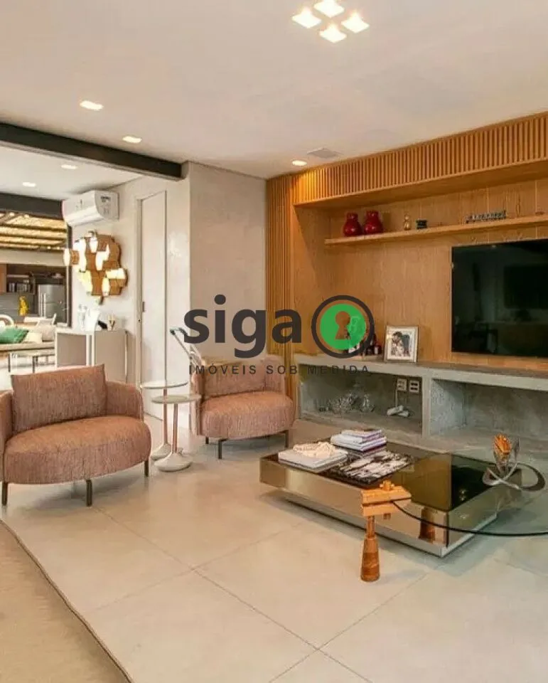 Imagem Casa em Rua fechada a venda na Cidade Jardim com 4 quartos