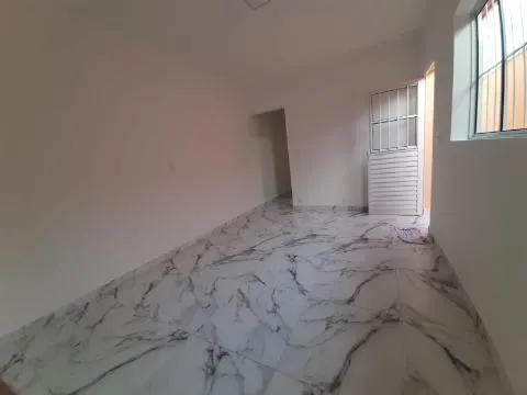 Imagem VENDA DE CASA TÉRREA NO BAIRRO MARROCOS, EM ITANHAÉM/SP DIVISA COM MONGAGUÁ, OPORTUNIDADE, 170m², 2 quartos, cozinha americana. CONSULTE-NOS.