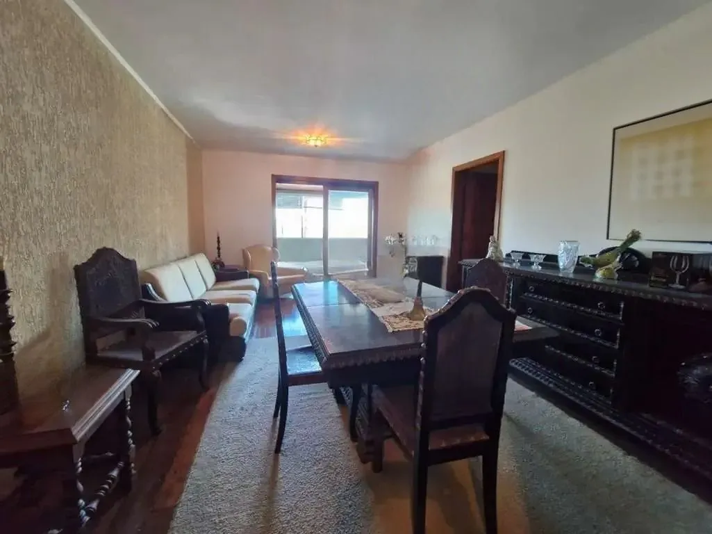 Imagem Apartamento semimobiliado no bairro Tristeza, com 3 dormitórios, 01 suíte, e 105m² Privativos!!!