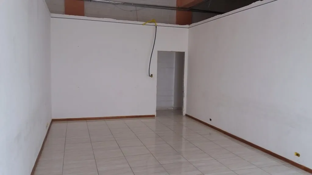 Imagem Comercial à venda 4 Vagas, 600M², Alto do Cardoso, Pindamonhangaba - SP