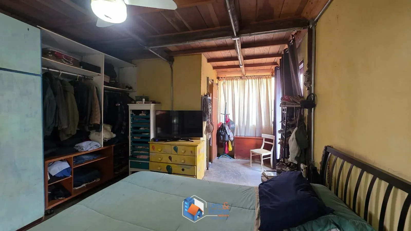 Imagem Casa Rústica - um verdadeiro refúgio de harmonia e luz, onde cada detalhe convida a viver o essencial.