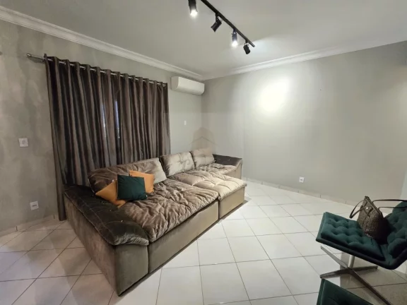 Imagem Apartamento de Luxo para Locação no Dom Aquino, Cuiabá-MT: 3 Quartos, 3 Suítes, 1 Sala, 4 Banheiros, 2 Vagas, 234m².