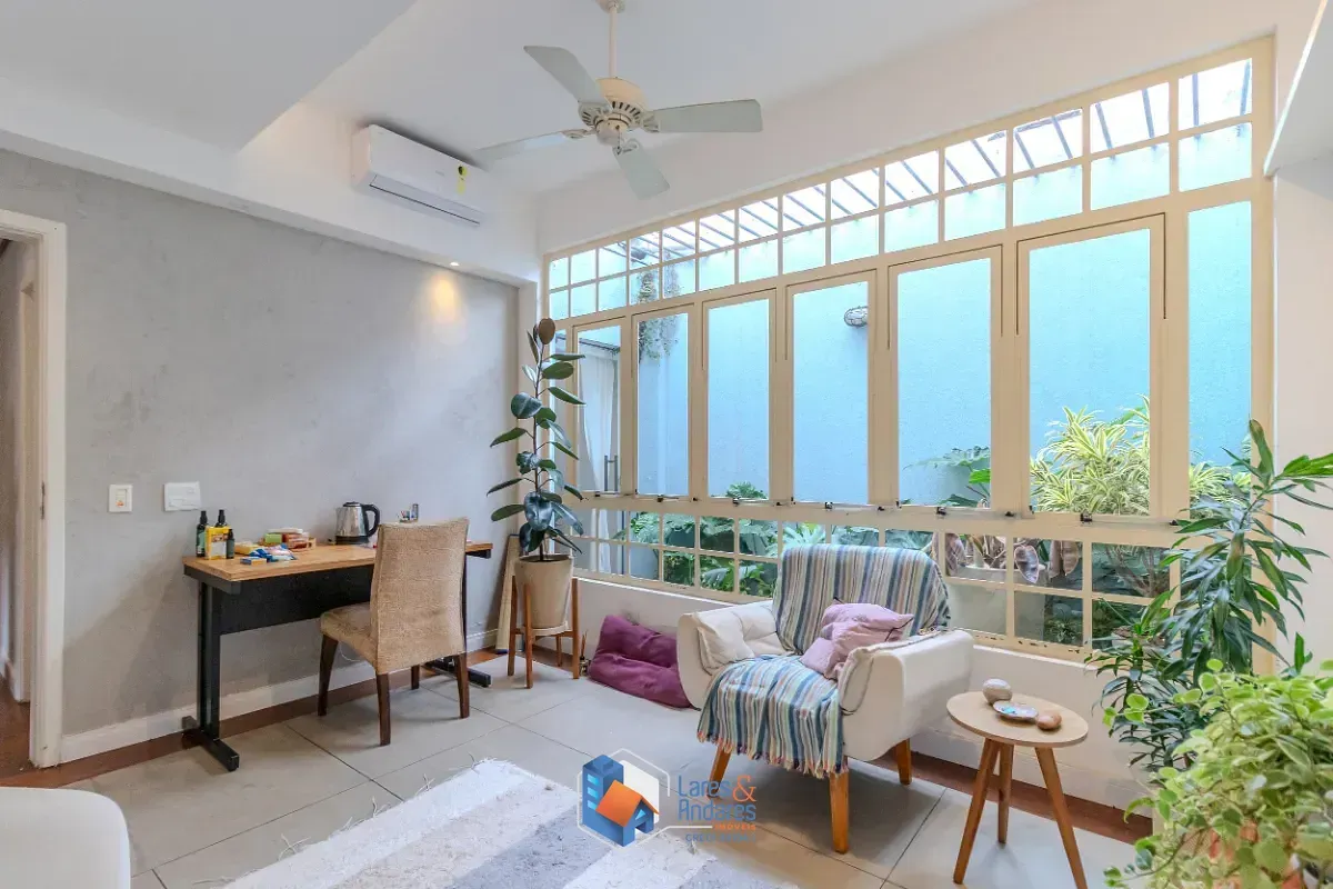 Imagem Casa para venda em Brooklin Paulista com 3 quartos, sendo 3 suítes, 242m²