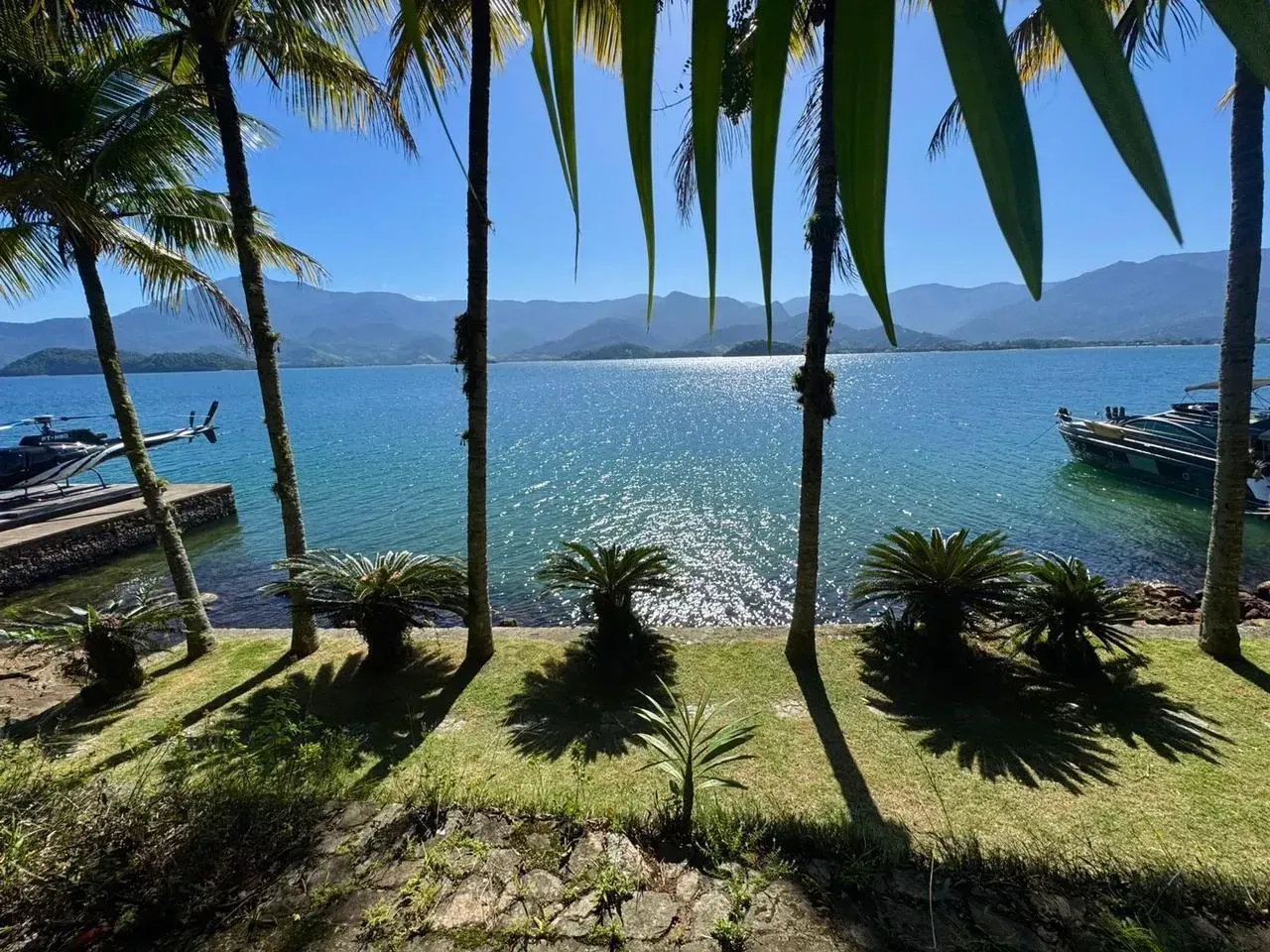 Imagem Terreno à Venda, 62500 metros em Ilha a Venda - Paraty