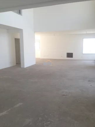 Imagem Vende Cobertura de 606m² com 4 suítes, 5 vagas e depósito privativo no Campo Belo.